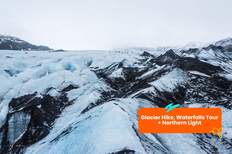 Northern Lights Guided Tour with Glacier & Waterfalls Hike - Waiting under the Arctic sky