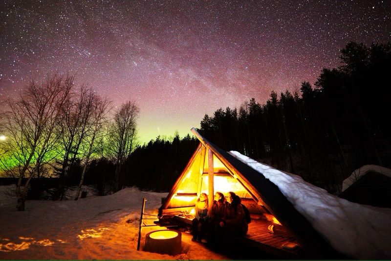 Northern Lights Hunt Experience with Lappish Barbecue Tour - A lakeside stop, not necessarily a moving chase