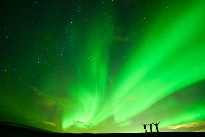 Northern Lights Minibus Tour From Reykjavik Including Free Photos - Cancellation Policy for the Minibus Tour