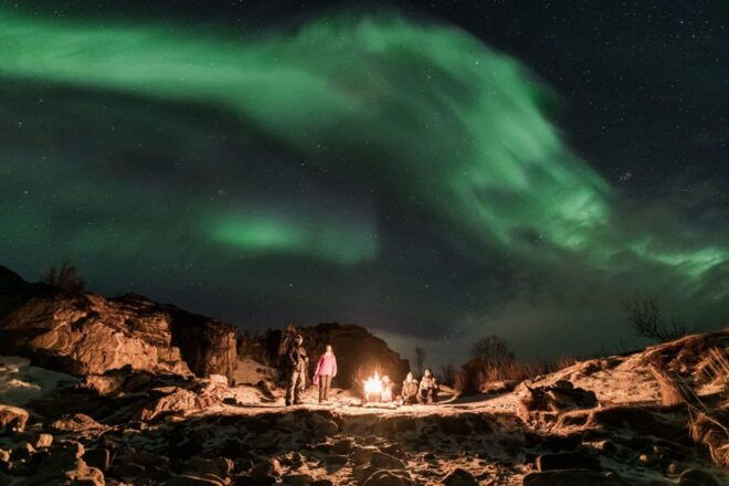 Northern Lights Photography Tour Small Group 4x4 Van - Inclusions and Amenities