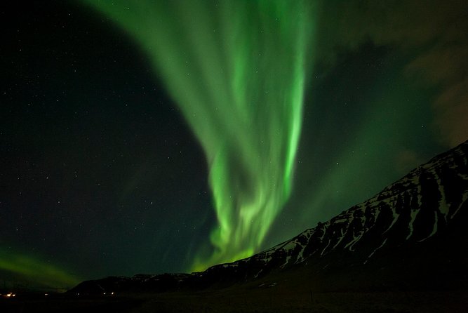 Northern Lights Premium Tour From Reykjavik - Maximizing Your Chances of Seeing the Aurora Borealis