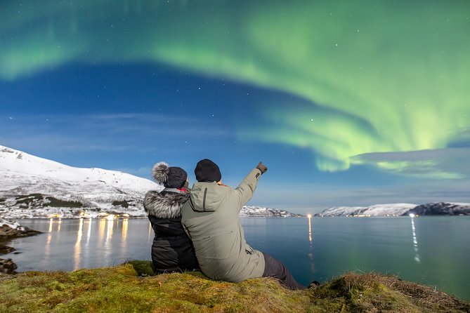 Northern Lights Private Tour With Your Special Ones - Greenlander - The Sum Up