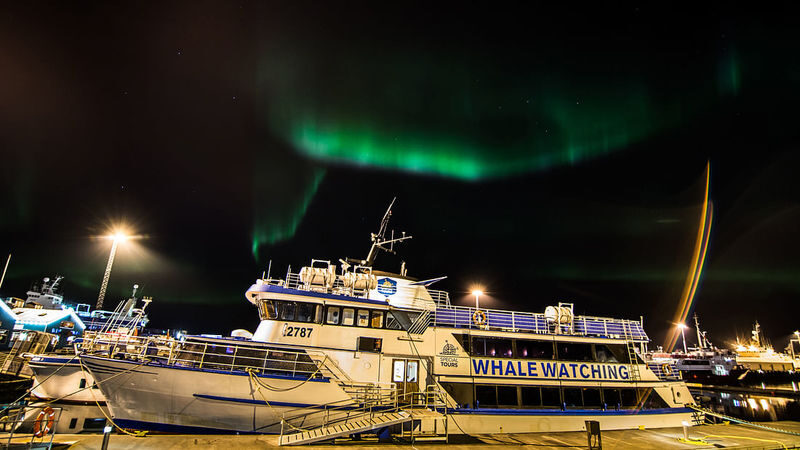 Northern Lights Tour from Reykjavik by Boat - Getting useful photos in the dark