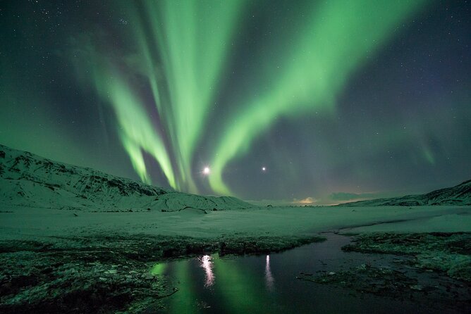 Northern Lights Tour With Icelandic Snacks and Hot Chocolate - Tour Details
