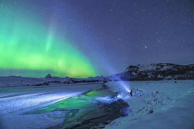 Northern Lights Tour With Icelandic Snacks and Hot Chocolate - Traveler Testimonials