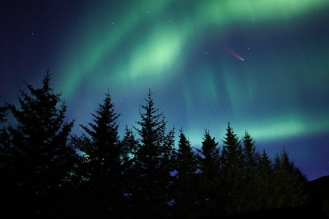 Northern Lights Tour With Icelandic Snacks and Hot Chocolate - Frequently Asked Questions