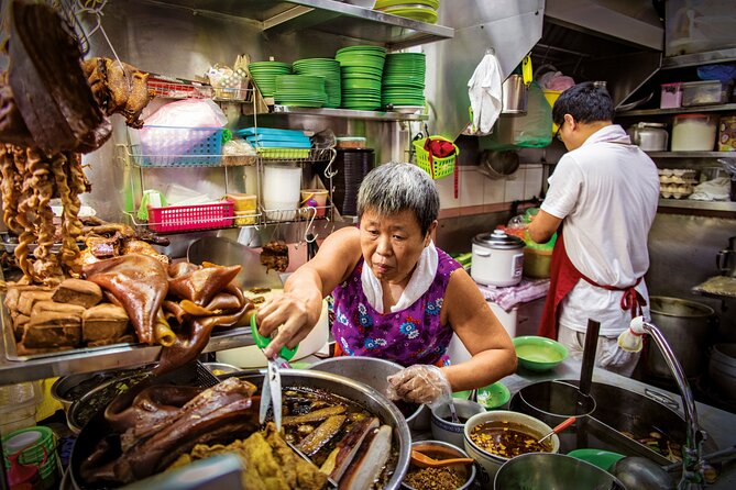 Nostalgic Chinatown of Singapore - The Sum Up