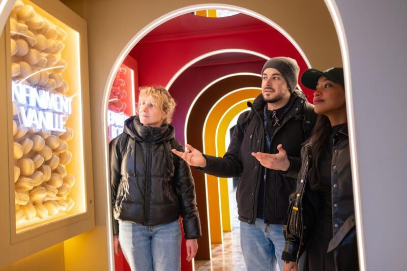 Notre Dame Interior and Exterior Experience 6 Guests Max - FAQ