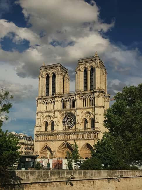 Notre Dame Interior Guided Tour with Entrance Included - Authentic Experiences from Past Tour-Goers