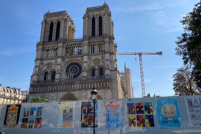 Notre Dame Outdoor Walking Tour With Crypt Entry - Tour Experience Highlights