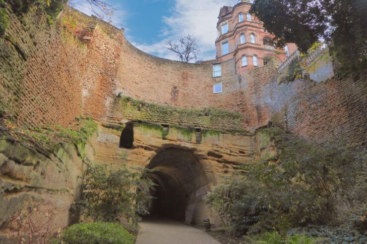 Nottingham: Self-Guided City Sightseeing Treasure Hunt - Activity Details