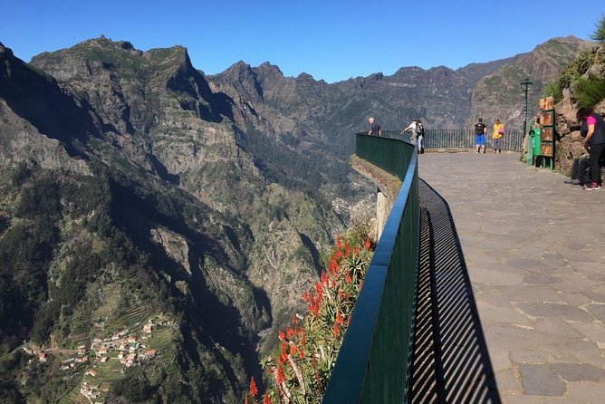 Nuns Valley Tour - Meeting and Pickup Details