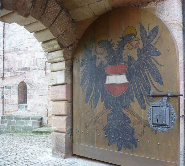 Nuremberg 2-Hour Old Town Walking Tour in English - The Sum Up