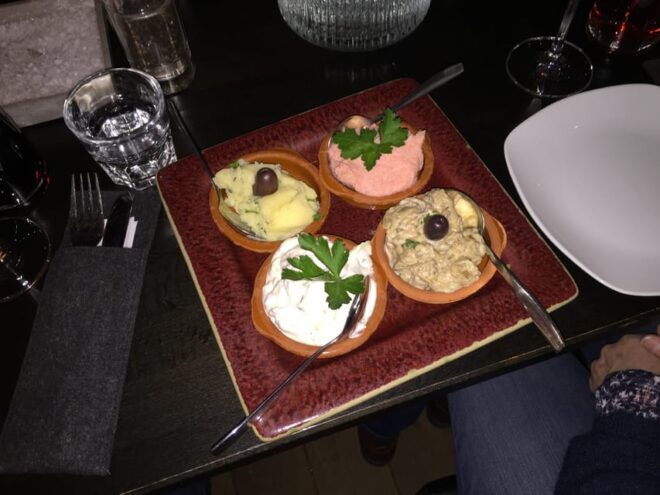 Nuremberg: 3-Hour St. Johannis Food Tour in German - Meeting Point and Arrival