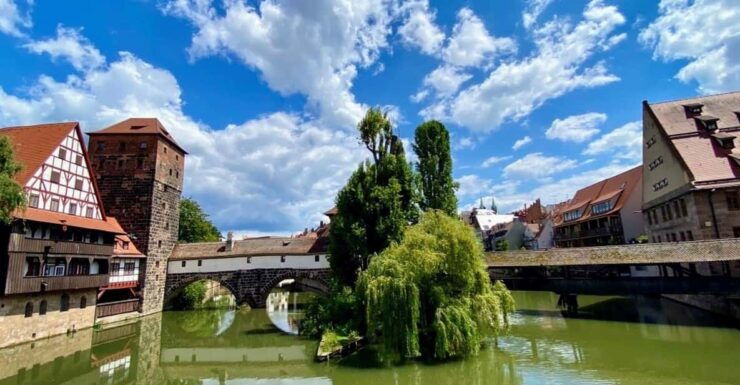 Nuremberg: Along Pegnitz Through Old Town Self-Guided Tour - Key Points