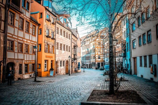 Nuremberg Culinary Walking Tour - Savoring Nurembergs Famed Bratwurst