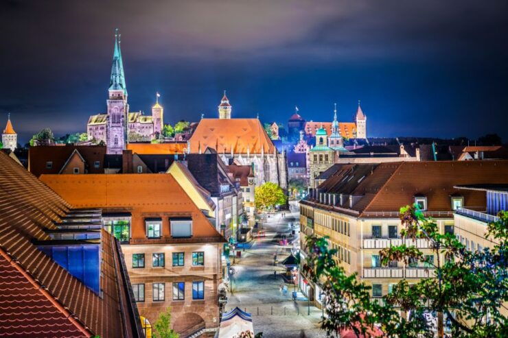 Nuremberg: First Discovery Walk and Reading Walking Tour - Activity Duration