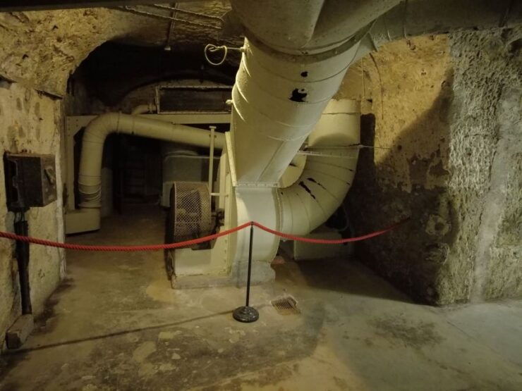 Nuremberg: Historischer Kunstbunker WWII Art Bunker Tour - Duration and Availability