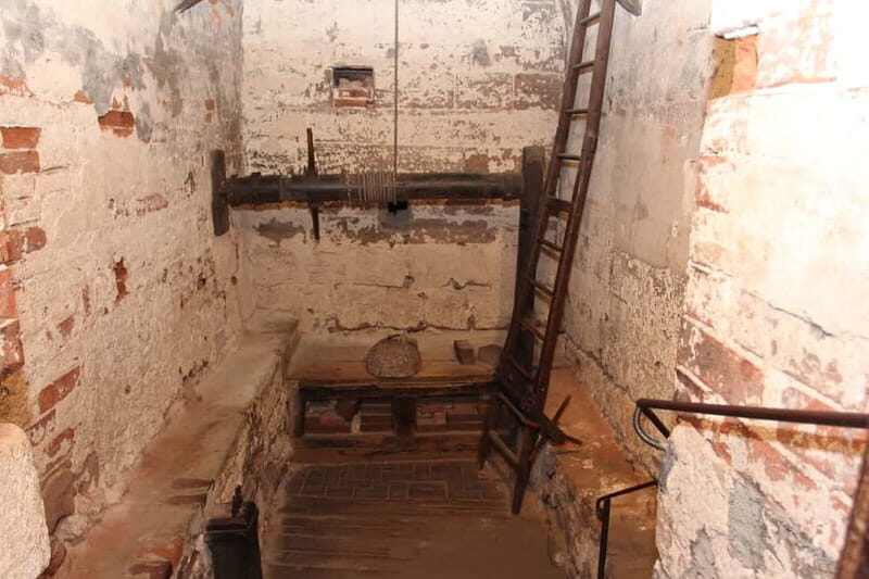 Nuremberg: Medieval Dungeons Guided Tour - Who Should Book This Tour?