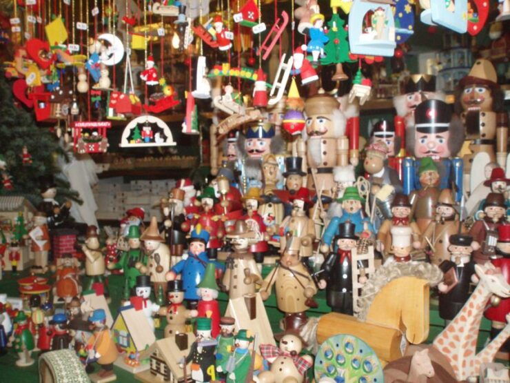 Nuremberg: Old Town and Christmas Market 1.5-Hour Tour - Experience Highlights