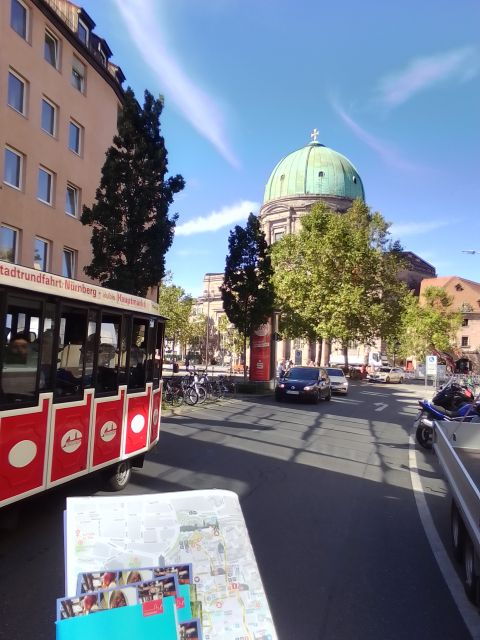 Nürnberg City Tour With Traditional Dinner & Beer - Break at a Café and Refreshments