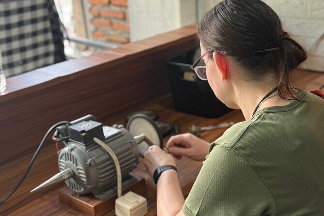 Nusa Penida Customized Jewelry Making Class in Bali - FAQ