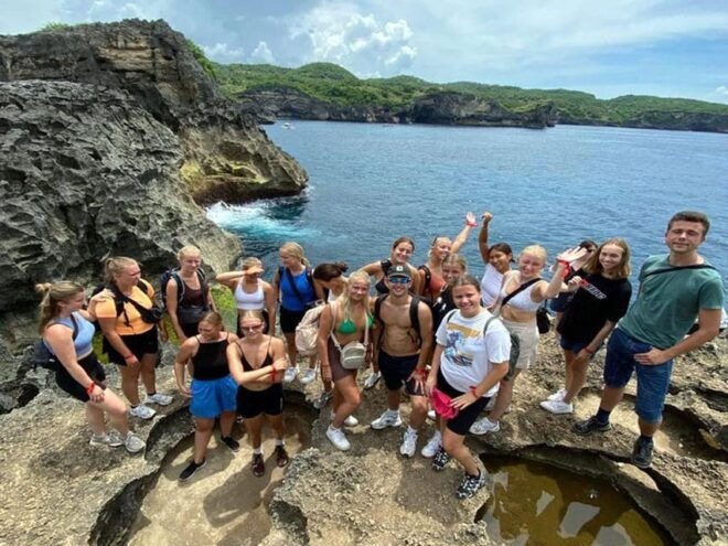 Nusa Penida Package 2D1N : Snorkeling and Tour Island - Inclusions and Amenities