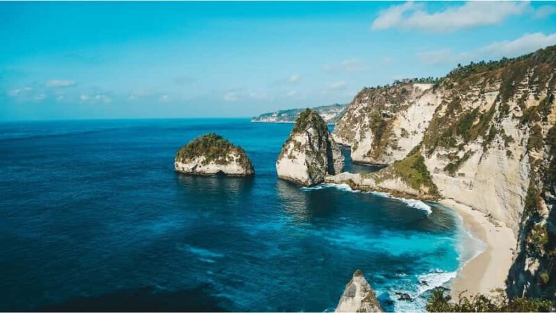 Nusa Penida: West and East Full-Day Tour with Guide - What to Bring & Considerations