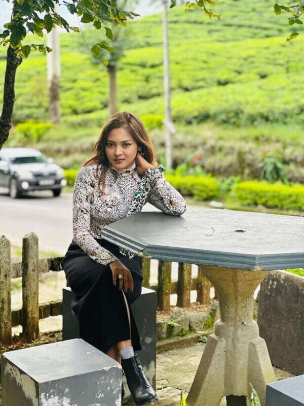 Nuwara Eliya: Tea Factory and Victoria Park Tour by Tuk Tuk - Discovering Nuwara Eliya on a Tuk Tuk