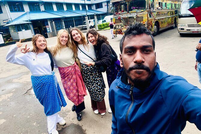 Nuwaraeliya Tea Factory and WaterFall Tours With DMJ Tours - An In-Depth Look at the Tour