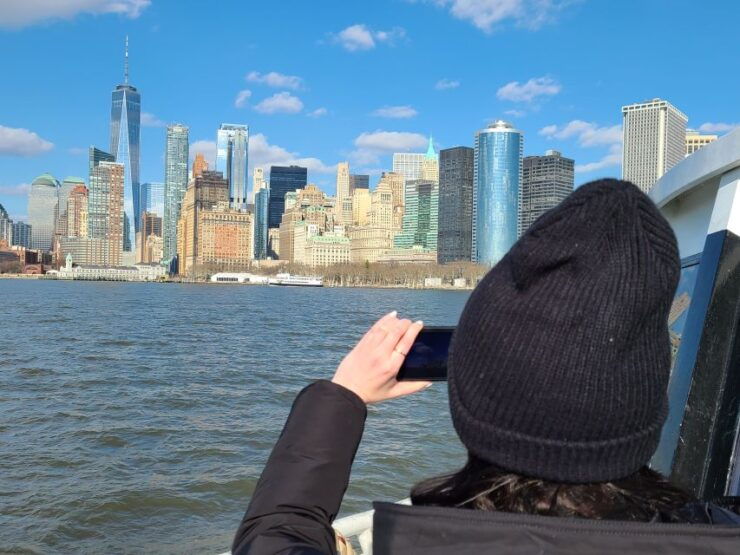 NYC: 1-Hour Cruise Around Statue of Liberty & Ellis Island - Inclusions