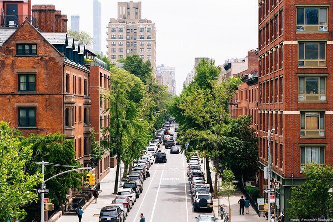 NYC 2 Hour Guided Tour High Line Hudson River and Chelsea - Who Is This Tour Best For?