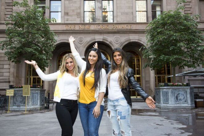 NYC: 3-Hour Gossip Girl Sites Bus Tour (On Location Tours) - Inclusions
