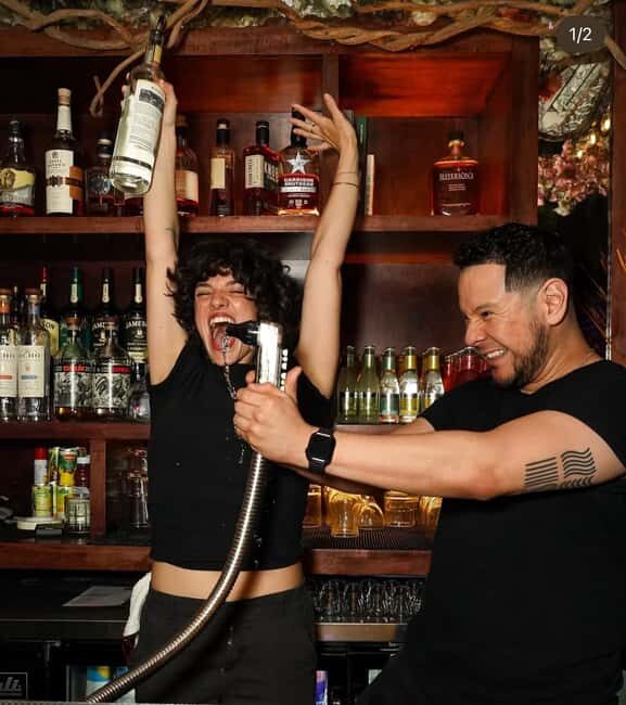 NYC Bar Tour: Gangsters, Heroes + Bright Lights of Broadway - An immersive evening in Hell’s Kitchen