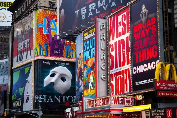 NYC: Broadway & Times Square Tour With a Professional Actor - Activity Details