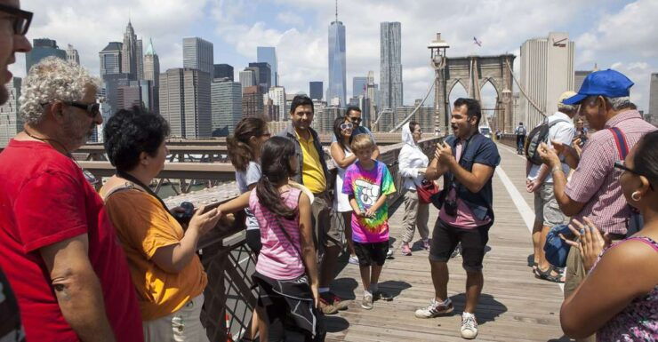 NYC: Brooklyn Bridge and Dumbo District Walking Tour - Tour Details