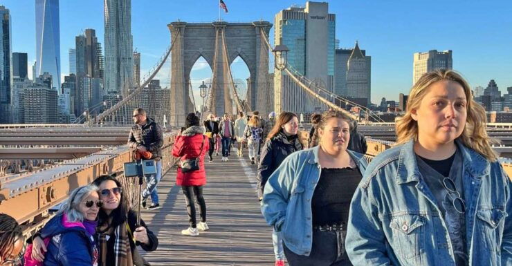 NYC: Brooklyn Bridge and Dumbo Guided Walking Tour - Experience Highlights