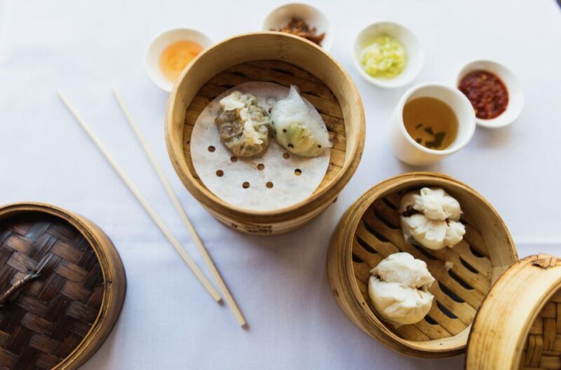 NYC Chinatown: Seated Restaurant Food & History Walking Tour - A Detailed Look at What the Tour Offers