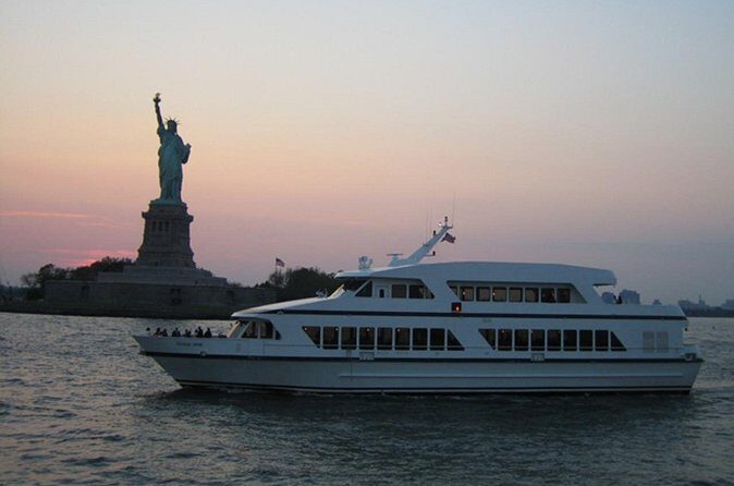NYC: Cloud 9 IV Luxury New Years Eve Party Cruise - Authentic Traveler Insights and Subtleties