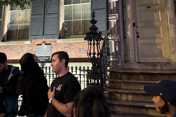 NYC Dark History Walking Tour: Ghosts, Murders, and Mafia - An In-Depth Look at the Experience