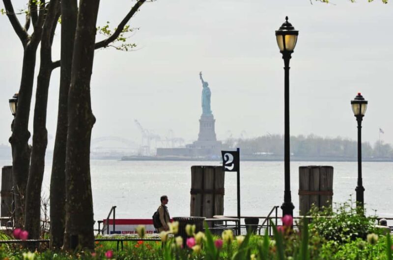 NYC: Downtown Pedicab Tour with Stops - A Close Look at the Downtown Pedicab Tour