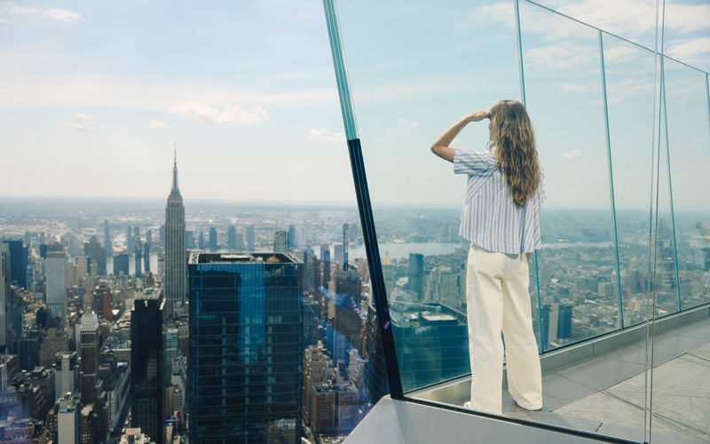 NYC: Edge Immersive Observation Deck Ticket - Who will get the most from Edge?