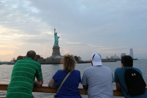 NYC: Evening Jazz Cruise on the Yacht Manhattan - Directions