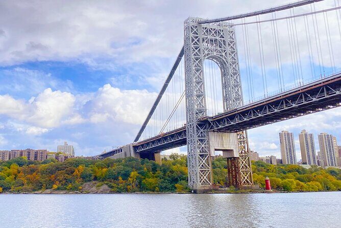 NYC Fall Foliage Cruise: Experience Autumn's Beauty - The Sum Up