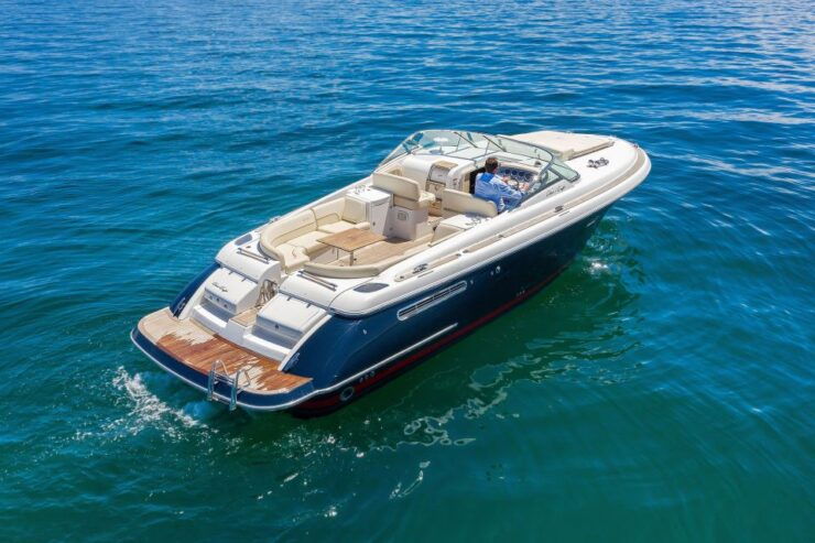 NYC: Fall Foliage Tour On Private Yacht to Palisades Cliffs - Activity Details and Options