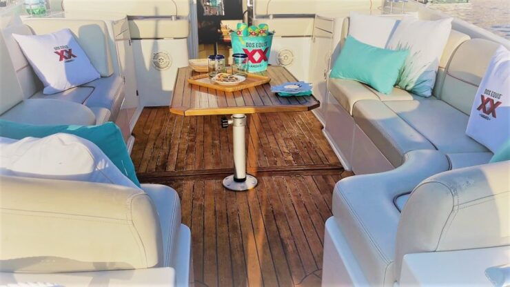 NYC: Fall Foliage Tour On Private Yacht to Palisades Cliffs - Experience Highlights