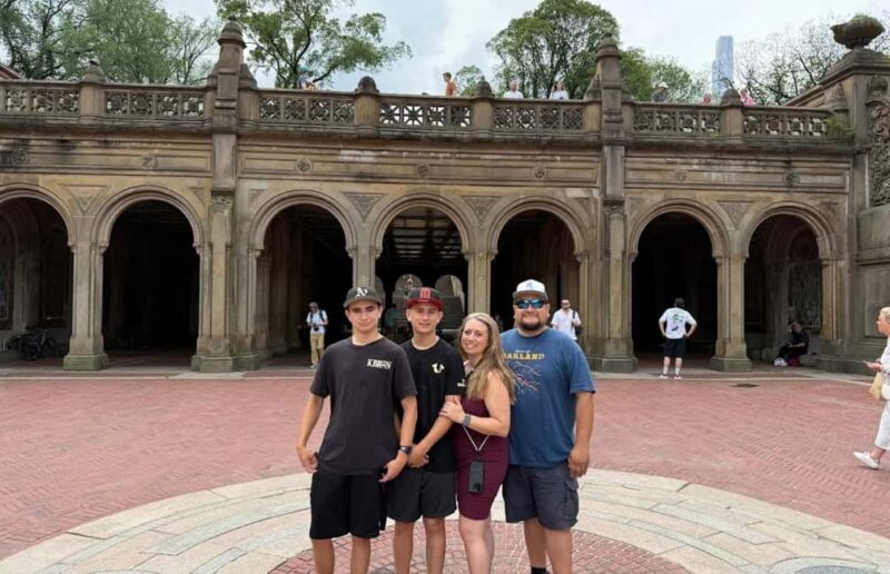 NYC: Gossip Girl Central Park VIP Tour - FAQ