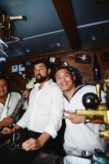 NYC: Gourmet Dinner Cruise With Live Music - Positive Customer Reviews