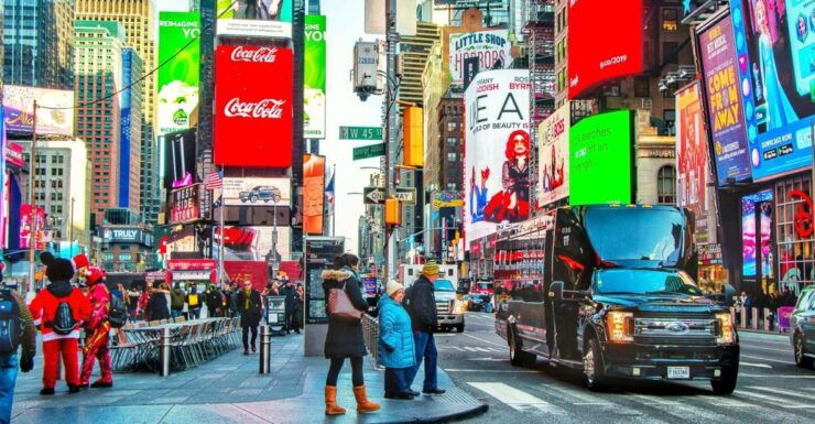 NYC: Guided Bus and Walking Tour With Staten Island Ferry - Good To Know