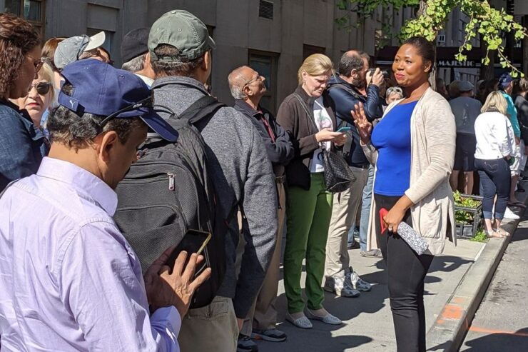 NYC: Guided Bus and Walking Tour With Staten Island Ferry - Activity Details